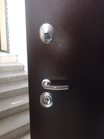 Входная дверь Страж 3К Броня Классика Антик медь/ Венге 960х2050 Правое