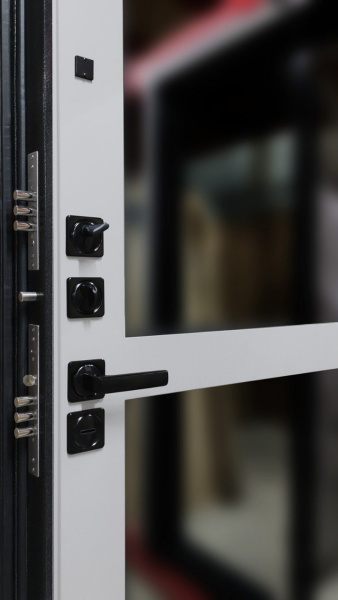 Входная дверь Берлога Ультра Дарси