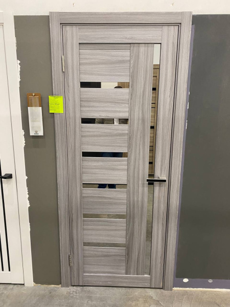 Межкомнатная дверь FlyDoors 217 (B4) ДО