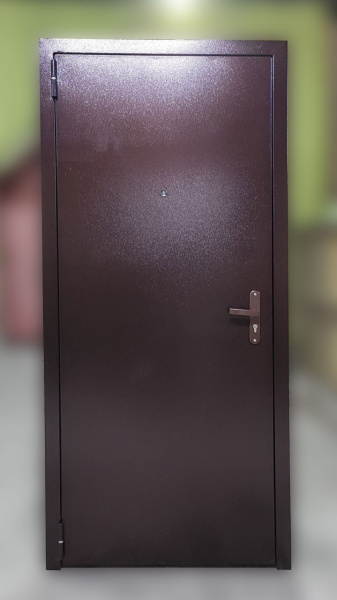 Входная дверь Берлога ЭК-2
