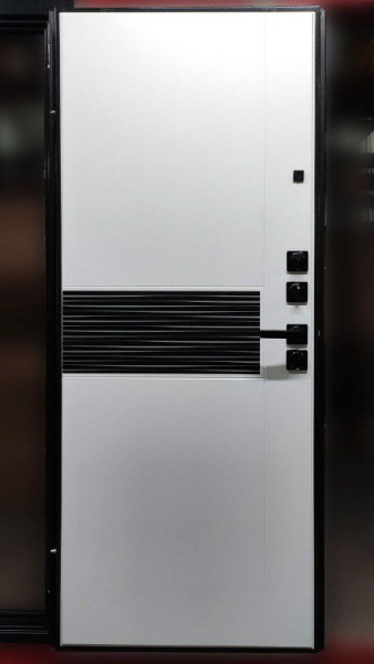 Входная дверь Берлога Ультра Вибек