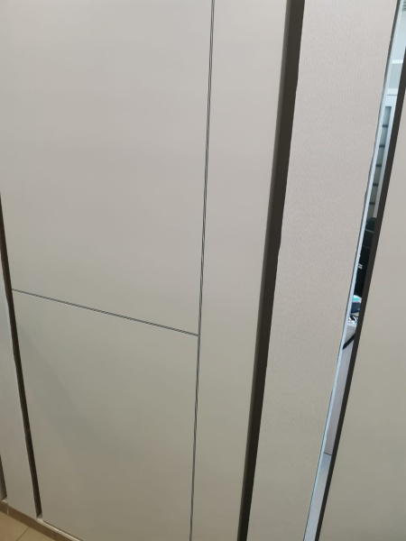 Межкомнатная дверь Albero Графика-3 ДГ