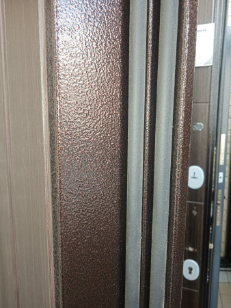 Входная дверь Страж 3К Броня Классика Антик медь/ Венге 960х2050 Правое