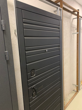 Входная дверь Страж Энца РЖ