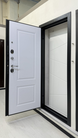 Входная дверь BOST Галант (new) Антик серебро/ Белый 970х2070 Правое