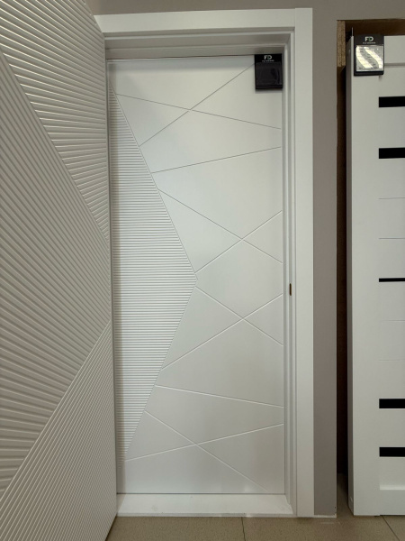 Межкомнатная дверь FlyDoors COSMO 7