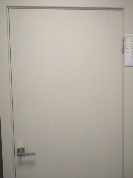 Межкомнатная дверь модель L-3 Вертикаль